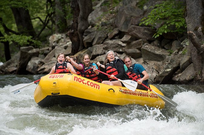 3-Hour Nantahala River Fully Guided Rafting Experience - Nantahala Falls gives the trip its edge
