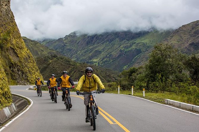 4-Day Inca Jungle Adventure, Mountain Biking, Rafting and Zipline - Guides and the quality of the experience