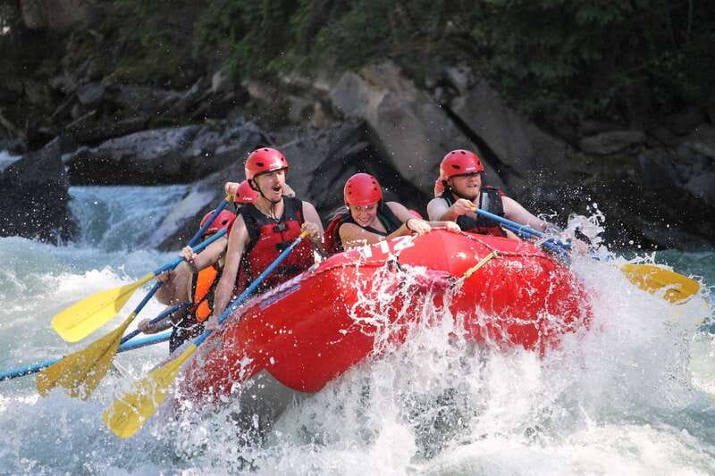 5-Hour Fraser River Rafting in Jasper National Park - The Rearguard Falls portage