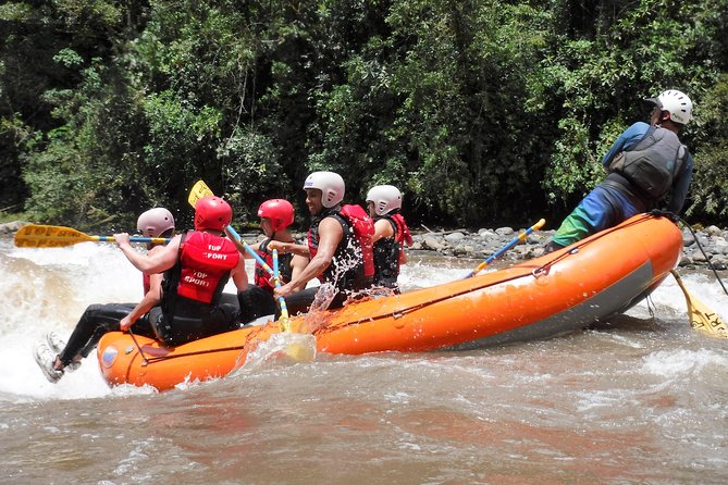 Adventure and Fun River Rafting in Baños Ecuador - What the five-hour schedule means for you