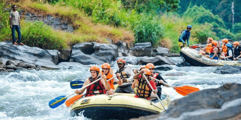 Adventure and Lunch: All-Inclusive Whitewater Rafting - Clothing and preparation for a wet activity