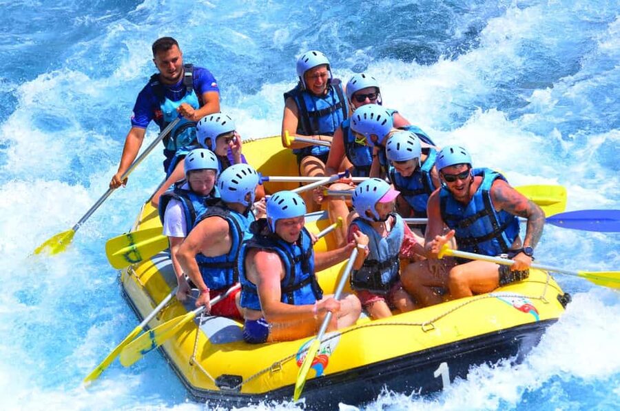 Alanya/Antalya: Buggy, Jeep, Rafting, & Zipline Tour + lunch - Guide quality and the feel of a mixed group