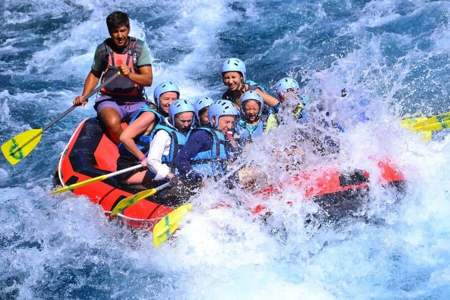Antalya/Alanya/Side: Köprülü Canyon Rafting & Lunch - What the 14-kilometer rafting route feels like