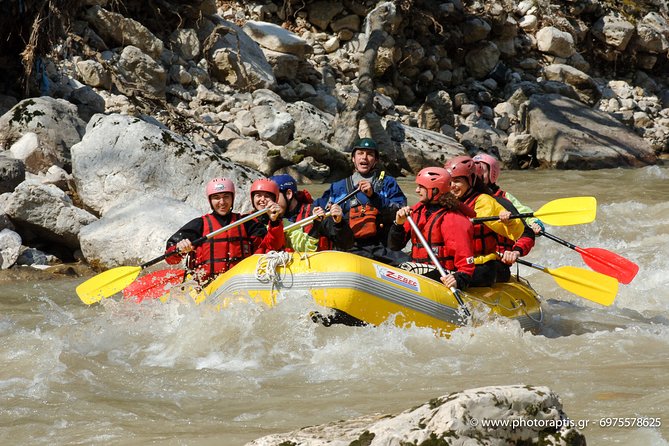 Arachthos white water river Rafting: Plaka's Bridge- Tzari - Safety equipment and what you need to bring