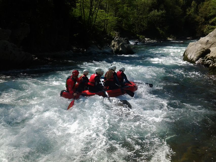 Bagni di Lucca: Rafting Tour on The Lima Creek - The swim stop and 5-meter cliff jump