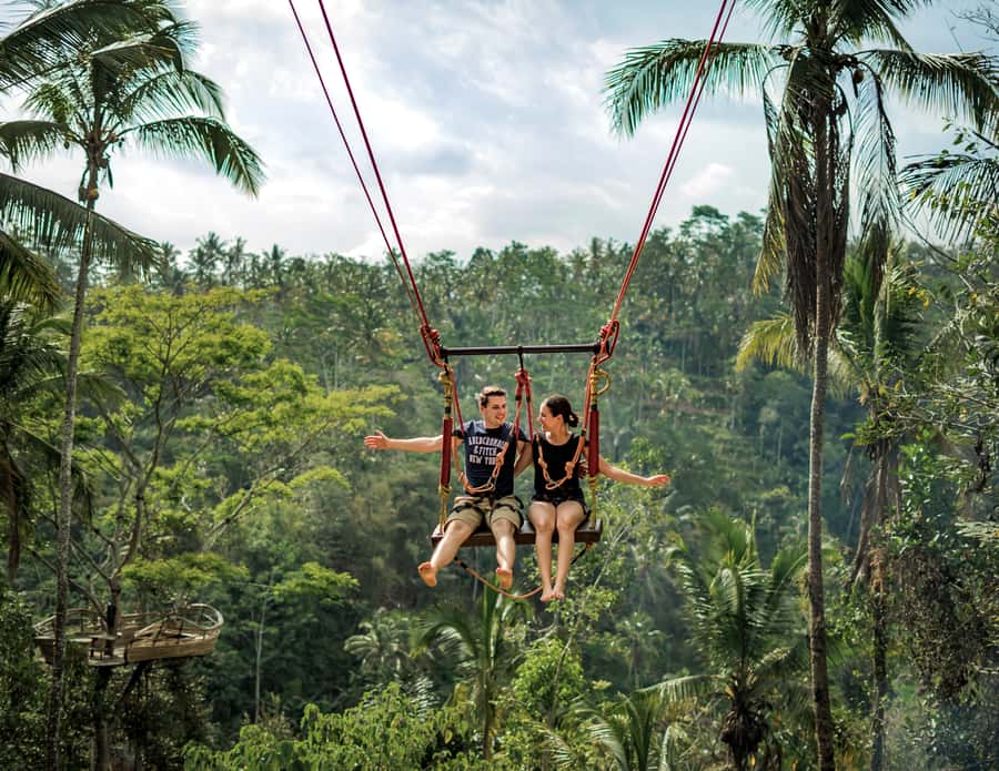 Bali: Ayung River Rafting & Jungle Swing Tour with Transfer - Walking down to the Ayung River