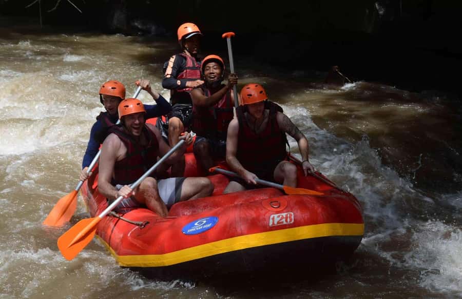 Bali: Ayung River White Water Rafting with Buffet Lunch - Should you book it?