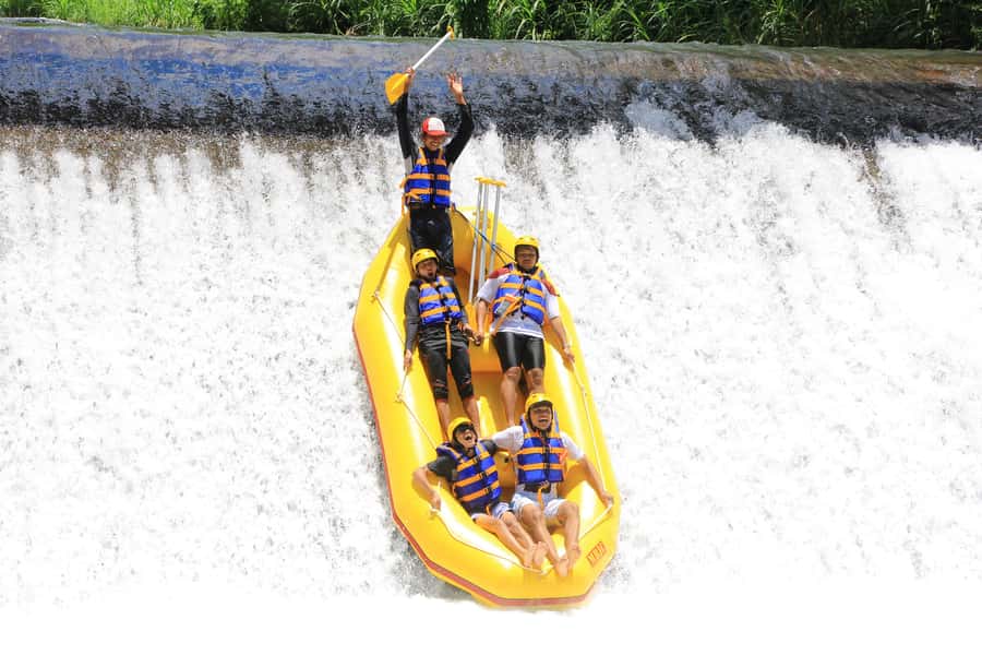 Bali: Telaga Waja White Water River Guided Rafting & Lunch - Two and a half hours through East Bali