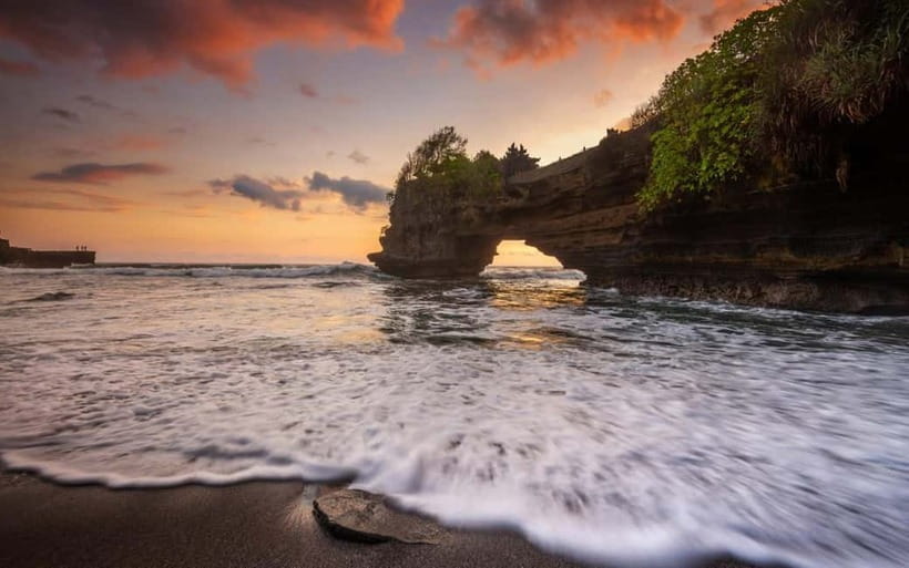 Bali: White Water Rafting, Monkey Forest & Tanah Lot Sunset - Three very different sides of Bali in one day