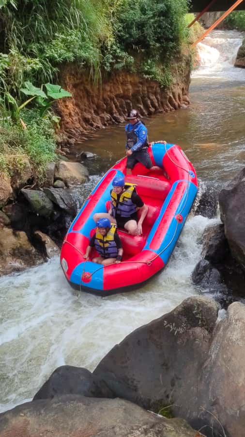 Bandung : Pangalengan River Rafting Adventure with Lunch - Booking details worth checking