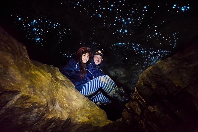 Black Water Rafting Experience Waitomo Caves Tour - Guides make the hard parts easier