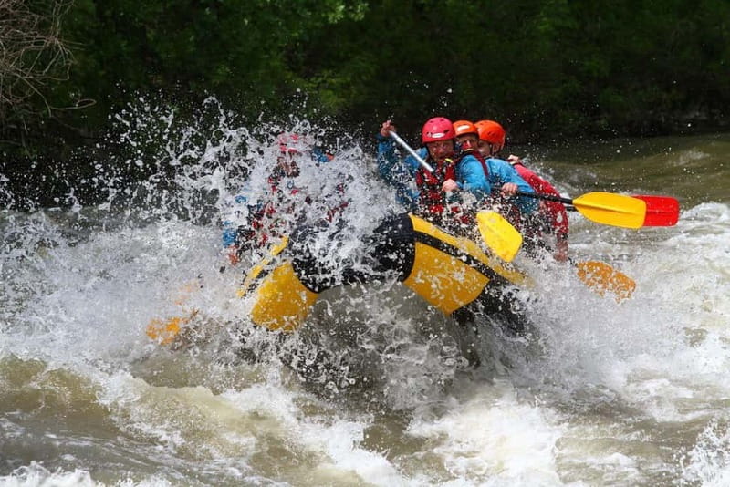 Blagoevgrad: Rafting on Struma River - Getting fitted for the river