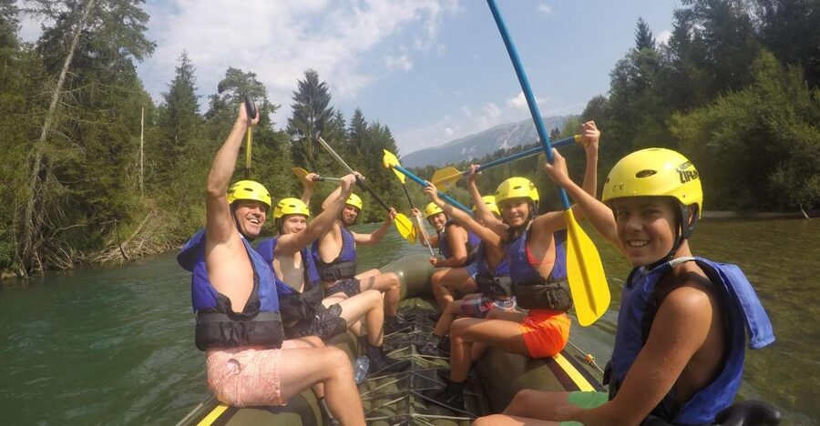 Bled-Rafting on Sava 13km - How the scenery and pace shape the experience