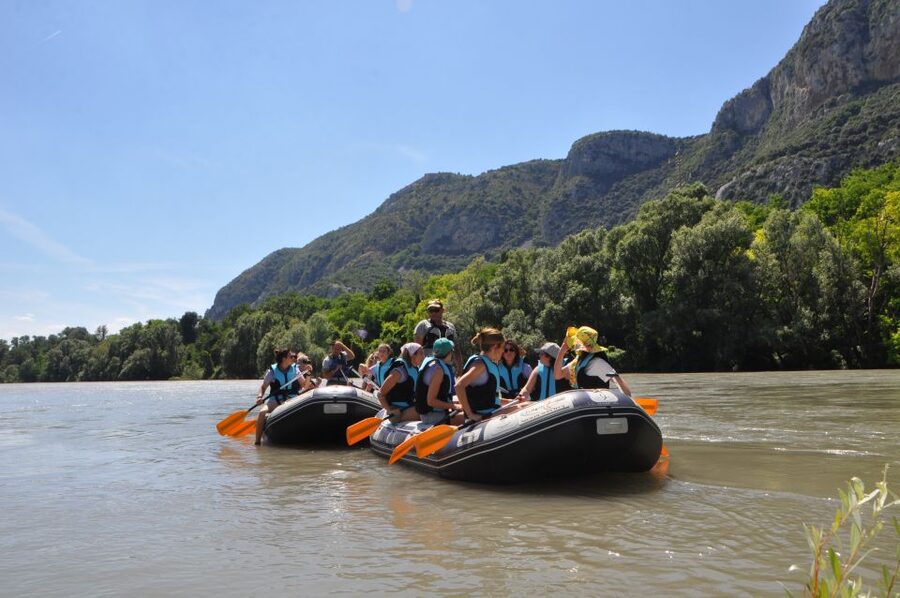 Bussolengo: Valdadige Beginner’s Rafting Activity - The safety briefing and included gear