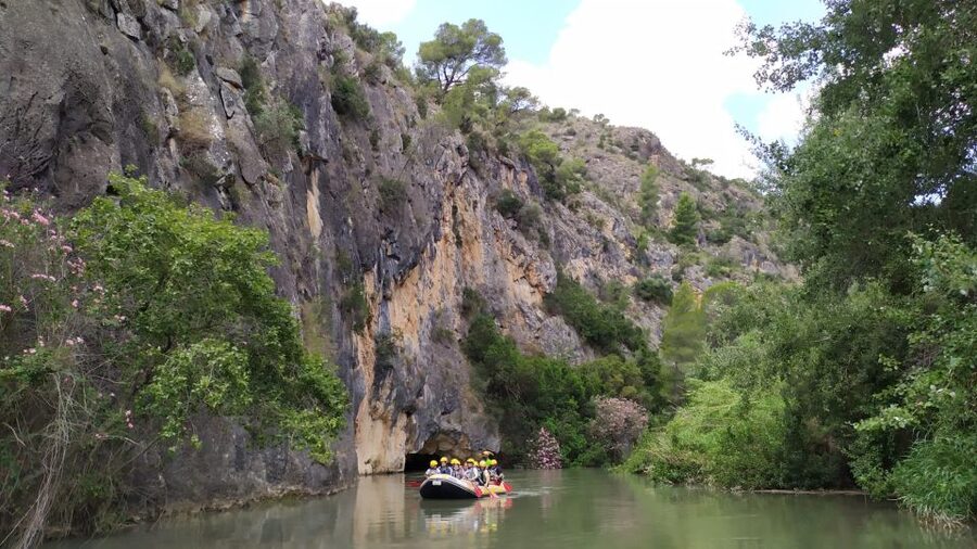 Calasparra: Almadenes Canyon Rafting with Caves and Rock Art - Why Almadenes Canyon is worth your morning