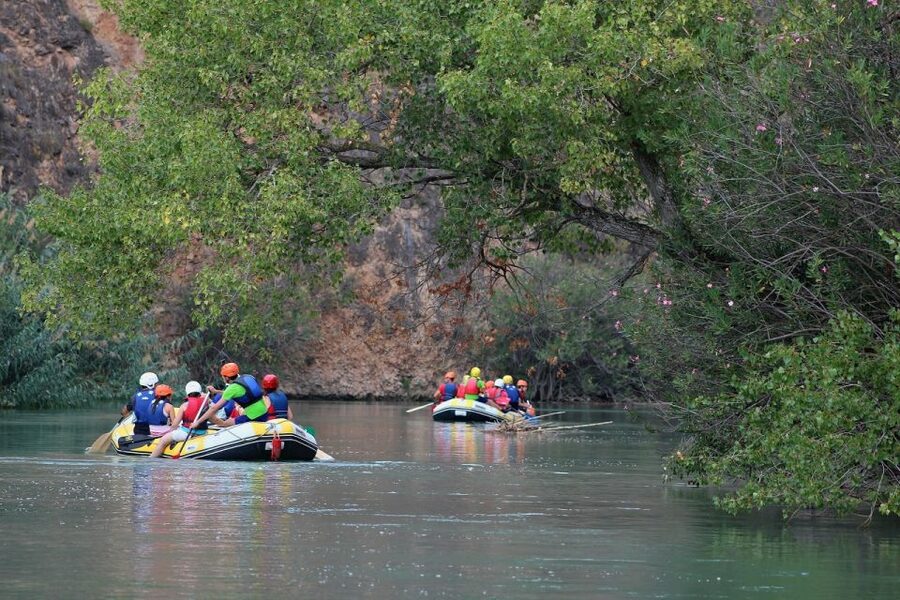 Calasparra: Almadenes Canyon Rafting with Caves and Rock Art - Swimming, wet feet, and what to wear