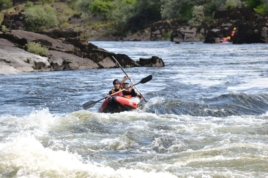 Canoa Raft - Key points about rafting near Melgaço