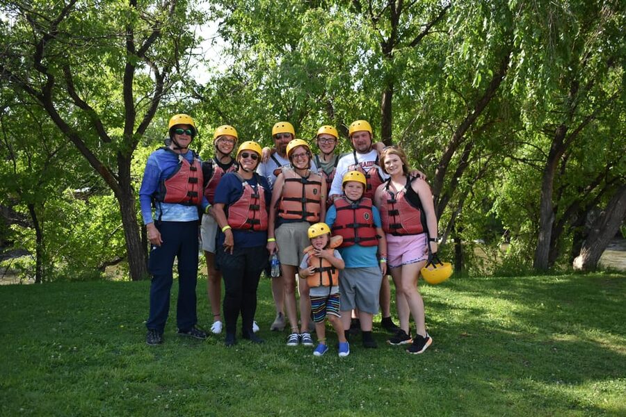 Cañon City: Family Float Rafting With Lunch, Photo & Wetsuit - Key points before you book