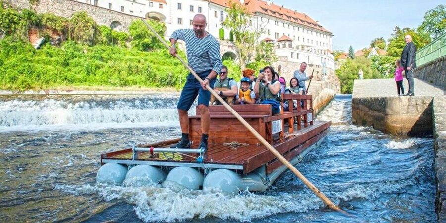 Český Krumlov: Wooden Raft River Cruise - At a glance