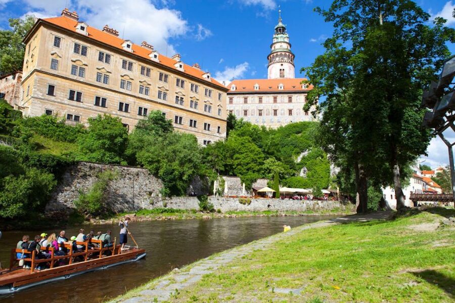 Český Krumlov: Wooden Raft River Cruise - Is $35 a fair price?