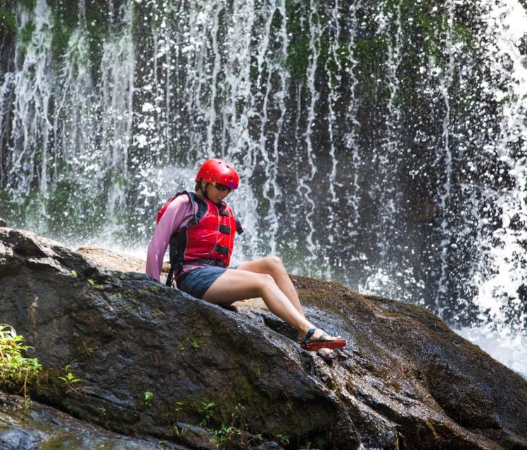 Chattooga: Chattooga River Rafting with Lunch - Seven-Foot Falls, Raven’s Chute, and technical paddling