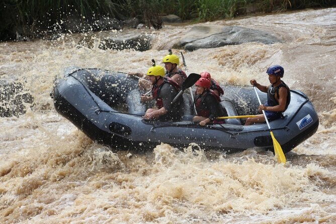 Chiang Mai Rafting in Mae Taeng River with Thai Buffet - The waterfall and natural slide