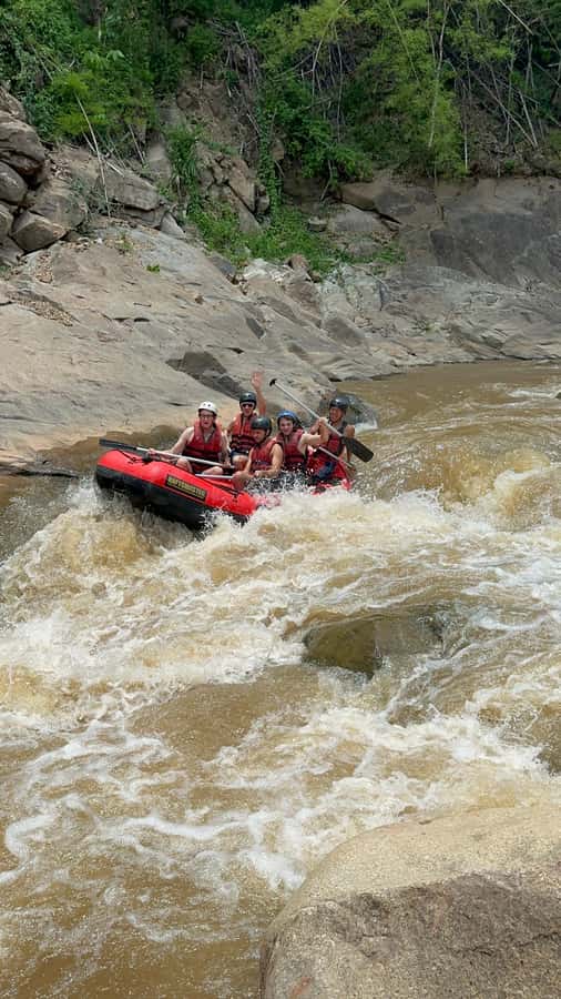 Chiang Mai: Sticky Waterfall and Rafting Day Trip - Lunch in Mae Taeng District