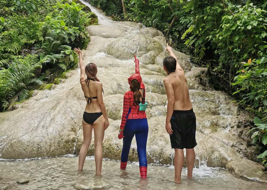 Chiangmai : A Bamboo Raft Safari , Sticky waterfalls, - Who should book this day trip?
