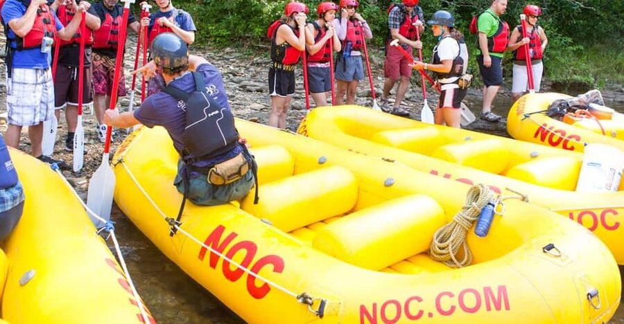 Clayton: Chattooga River Rafting on Class III Rapids - Bull Sluice and the final decision
