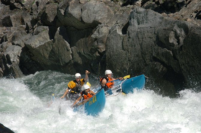Clearwater, BC, Rafting, Finish in Canadas waterfall capital! - A proper Clearwater whitewater run, not just a scenic float