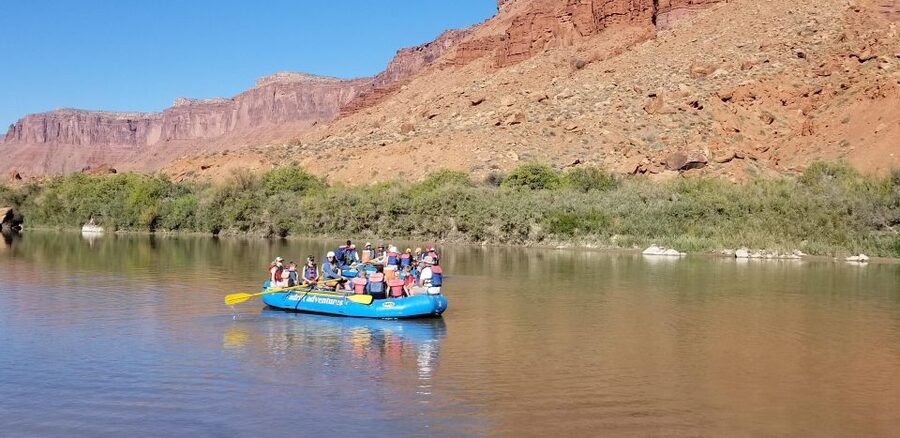 Colorado River Rafting: Afternoon Half-Day at Fisher Towers - Guides who make the trip work