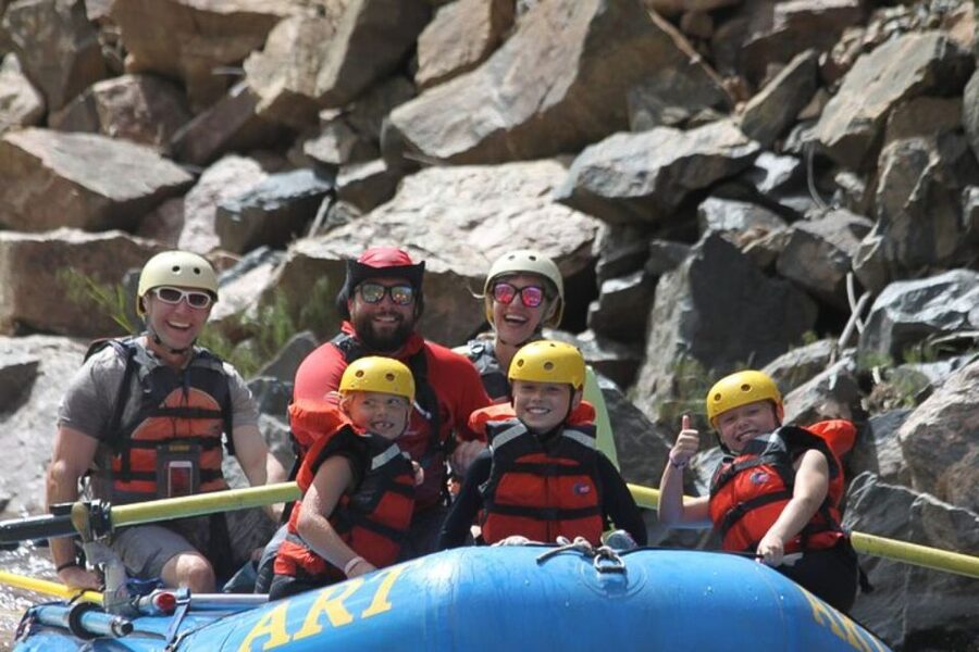 Cotopaxi: Cottonwood Gentle & Scenic Rafting Tour - The 15-minute safety briefing in Cotopaxi