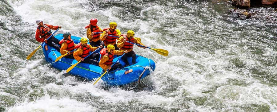 Cusco: Rafting in Cusipata + Zipline over South Valley - Safety gear and the river briefing
