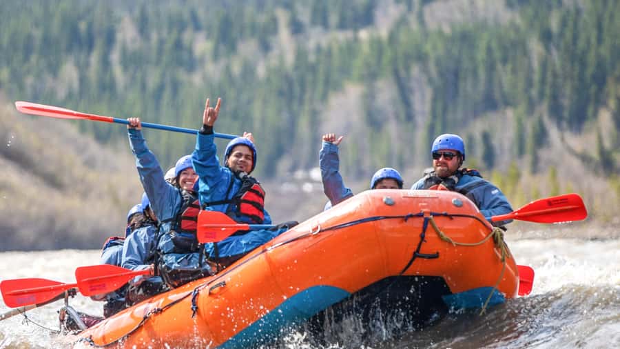 Denali, Alaska: Canyon Wave Raft Class III-IV Paddle/Oar - My verdict on this Nenana River adventure