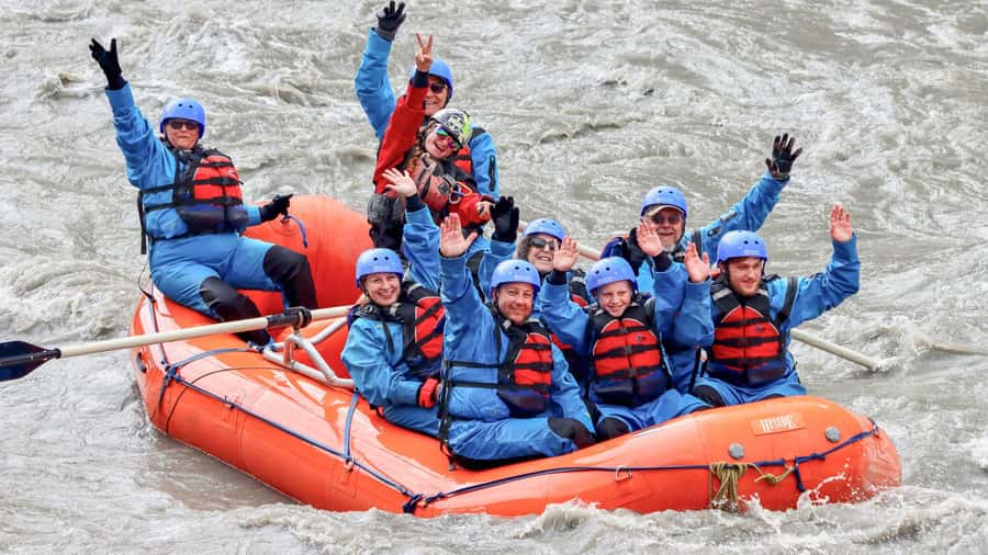 Denali, Alaska: Canyon Wave Raft Class III-IV Paddle/Oar - Mountain scenery between the white water