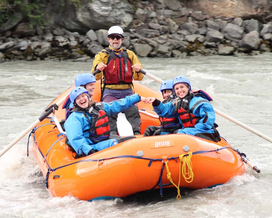 Denali, Alaska: Canyon Wave Raft Class III-IV Paddle/Oar - Who should book the Canyon Wave?