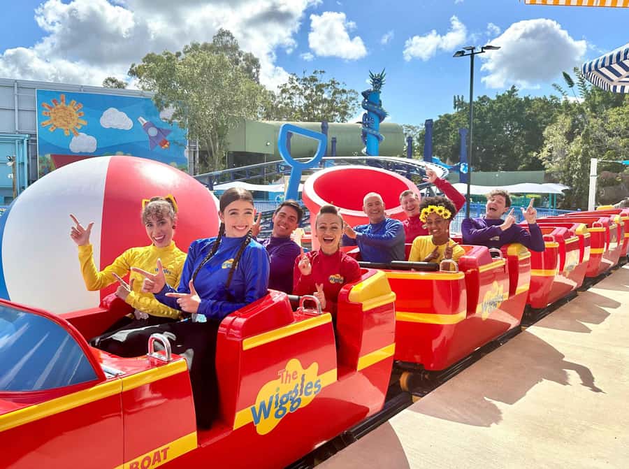 Dreamworld, WhiteWater World & SkyPoint 3-Day Ticket - Who will get the most from this ticket