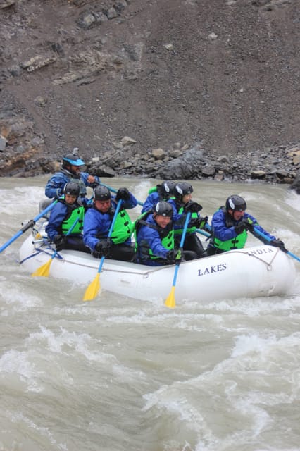 El Chalten: Rio de las Vueltas and Patagonia Rafting - Ten kilometers of canyon rapids