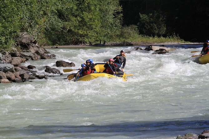 Family Friendly Cheakamus Splash Rafting - From Whistler hotels to the Squamish Valley