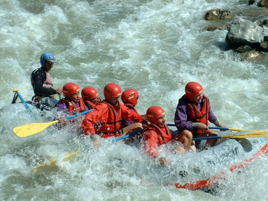 Fethiye: Dalaman River Rafting Tour with Lunch - Riverside lunch after the hard work