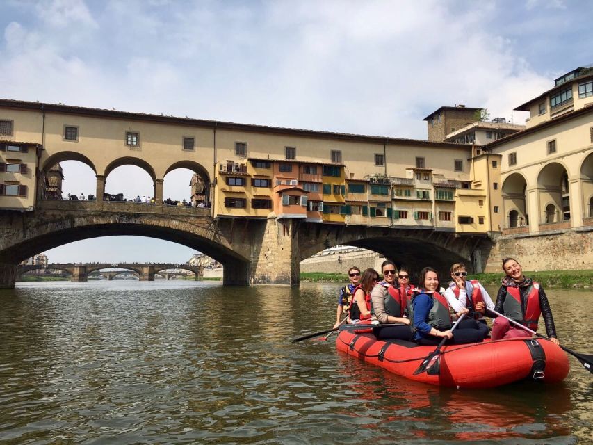 Florence: Pontevecchio Bridge and City Sights Rafting Cruise - Getting wet, staying comfortable, and handling your belongings