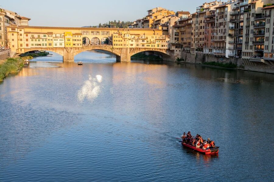 Florence: Pontevecchio Bridge and City Sights Rafting Cruise - Should you book it?
