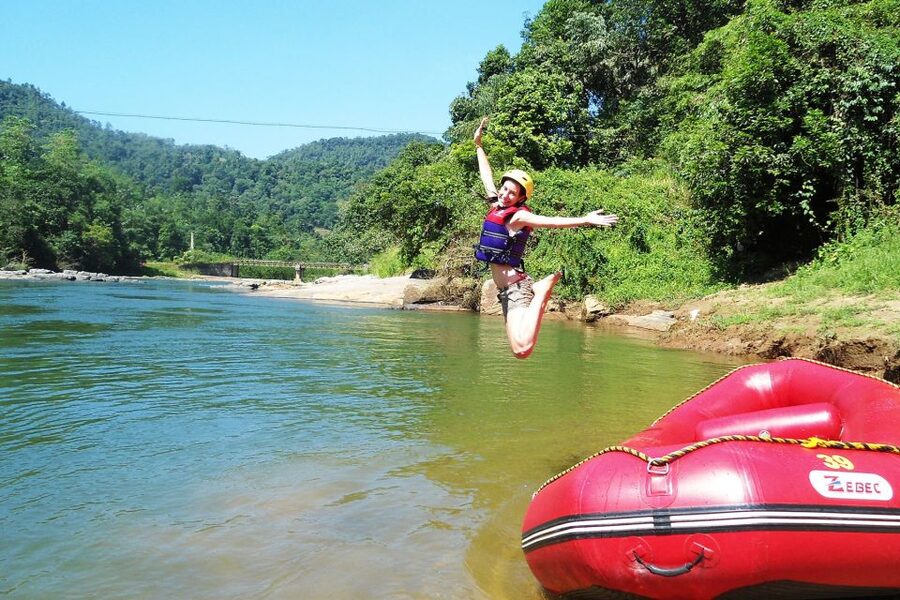 From Colombo: Adventure water Rafting In Kitulgala Day tour - A riverside lunch at Plantation Hotel