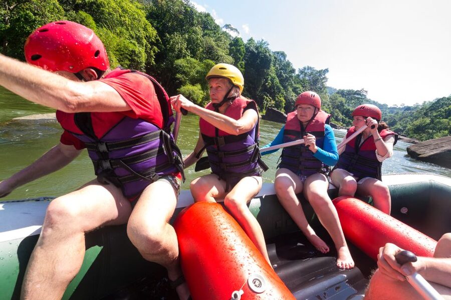From Kandy: Kitulgala Whitewater Rafting Adventure Day Tour - Lunch beside the river at Plantation Hotel
