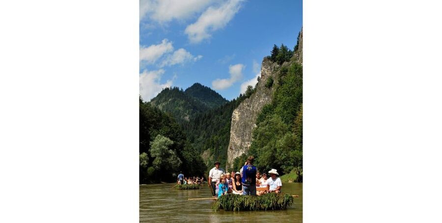 From Kraków: Dunajec Rafting Trip - From Kraków to the Dunajec River
