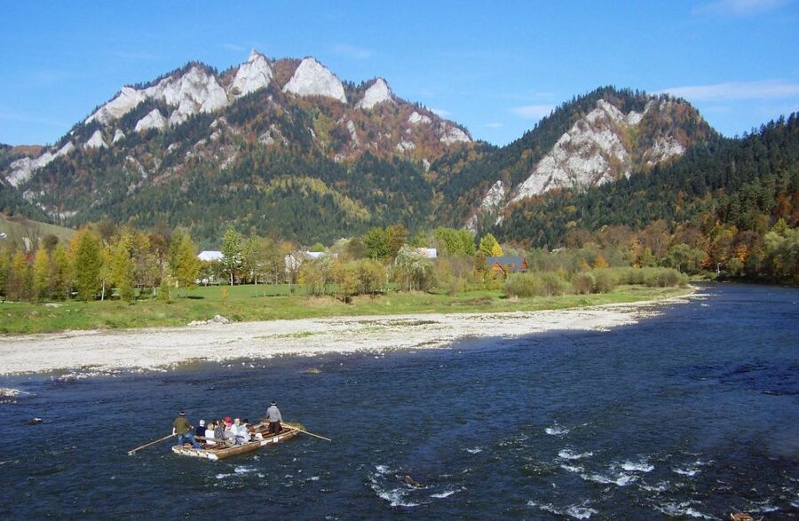 From Krakow: Dunajec River Rafting with Thermal Baths option - Why the Dunajec Gorge makes this rafting trip special