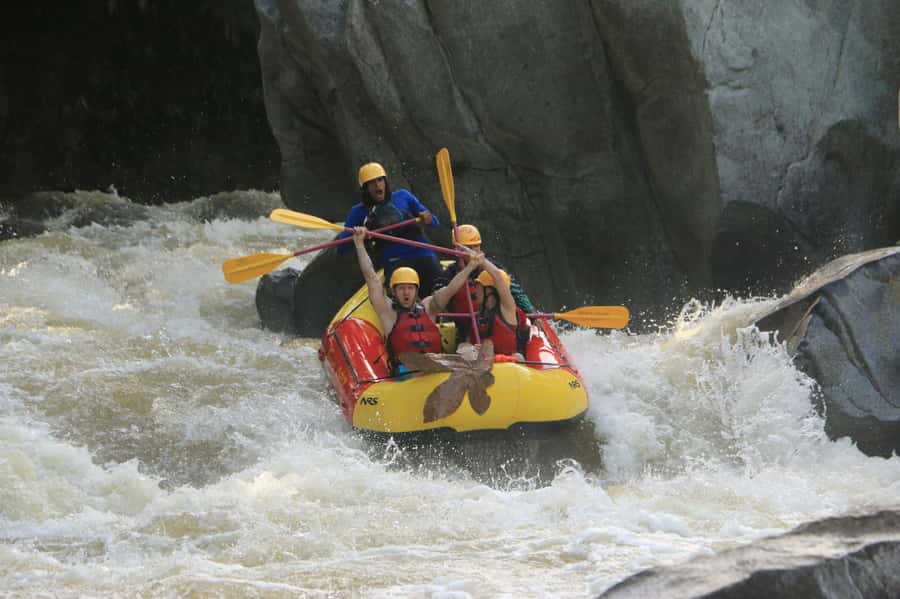 From Medellín: Paragliding and Rafting Combo Tour - What the $337 price actually covers