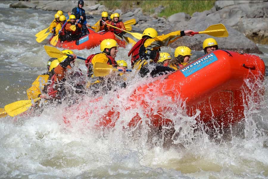 From Santiago: Rafting in the Maipo Canyon - The safety briefing and the people leading it