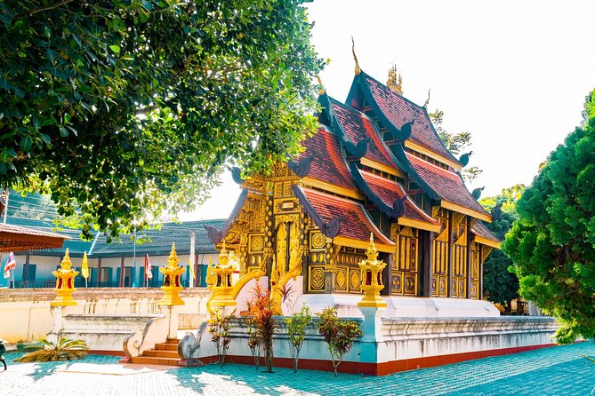 Full-Day Guided Tuk Tuk Chiang Mai Adventure and Rafting - Learning to drive before the countryside route
