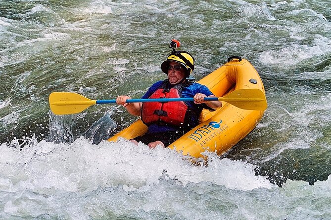Full-Day Whitewater Rafting Tour on the Salmon River - Guides who keep the day moving